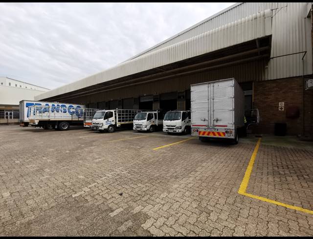 19,294M² FACTORY TO LET IN JET PARK